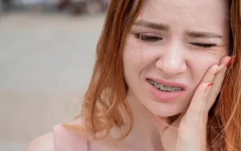Does Braces Treatment Hurt?
